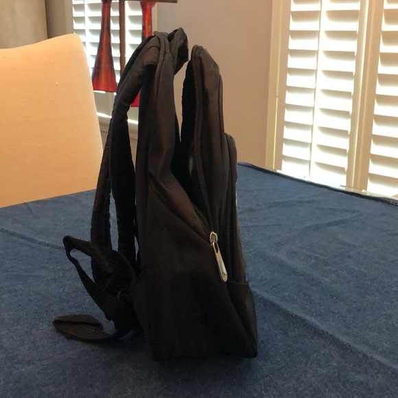 Mini adidas backpack - Picture 2 of 2